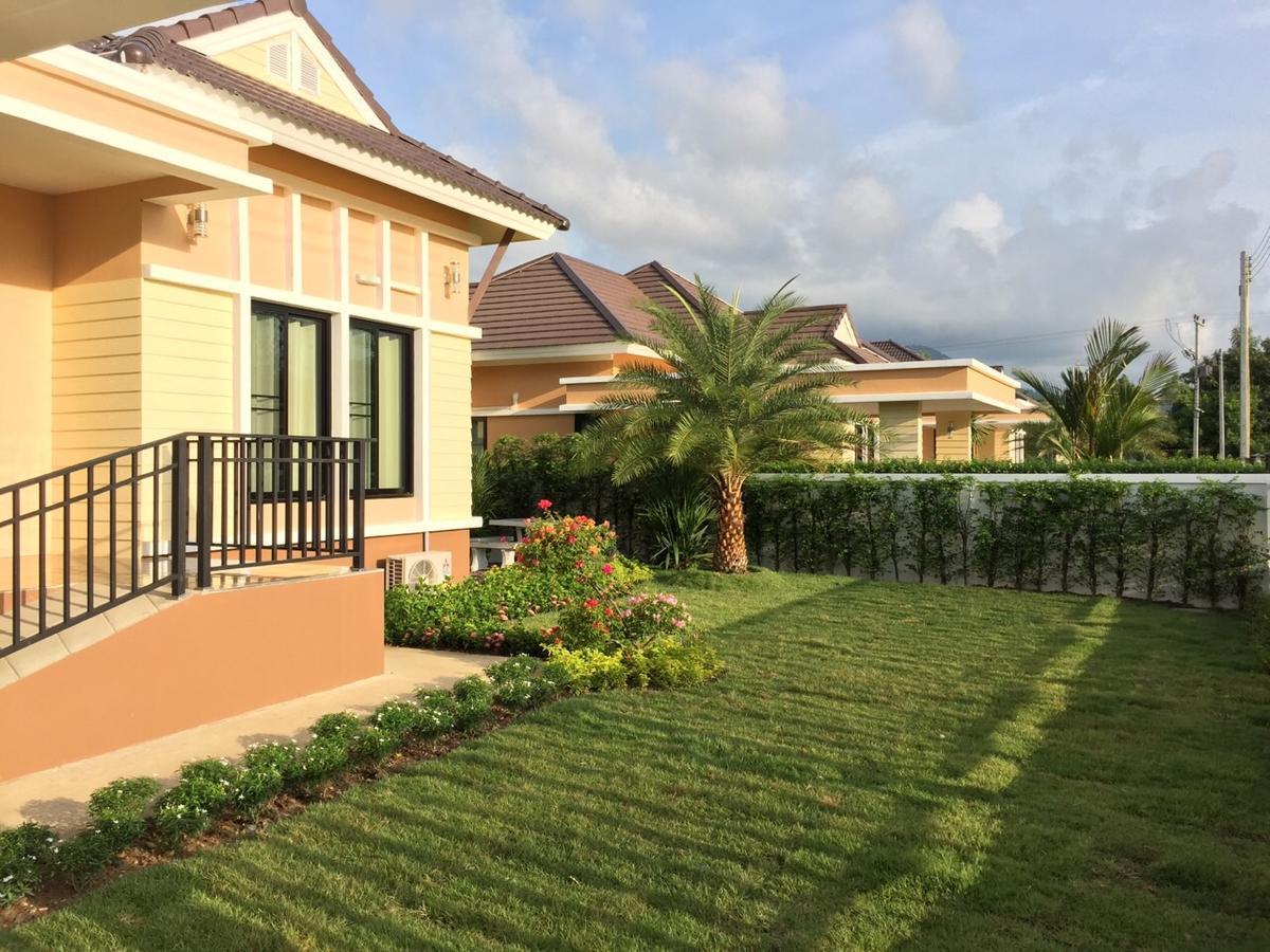 Ban Sumalai Hotel Rayong Exterior photo