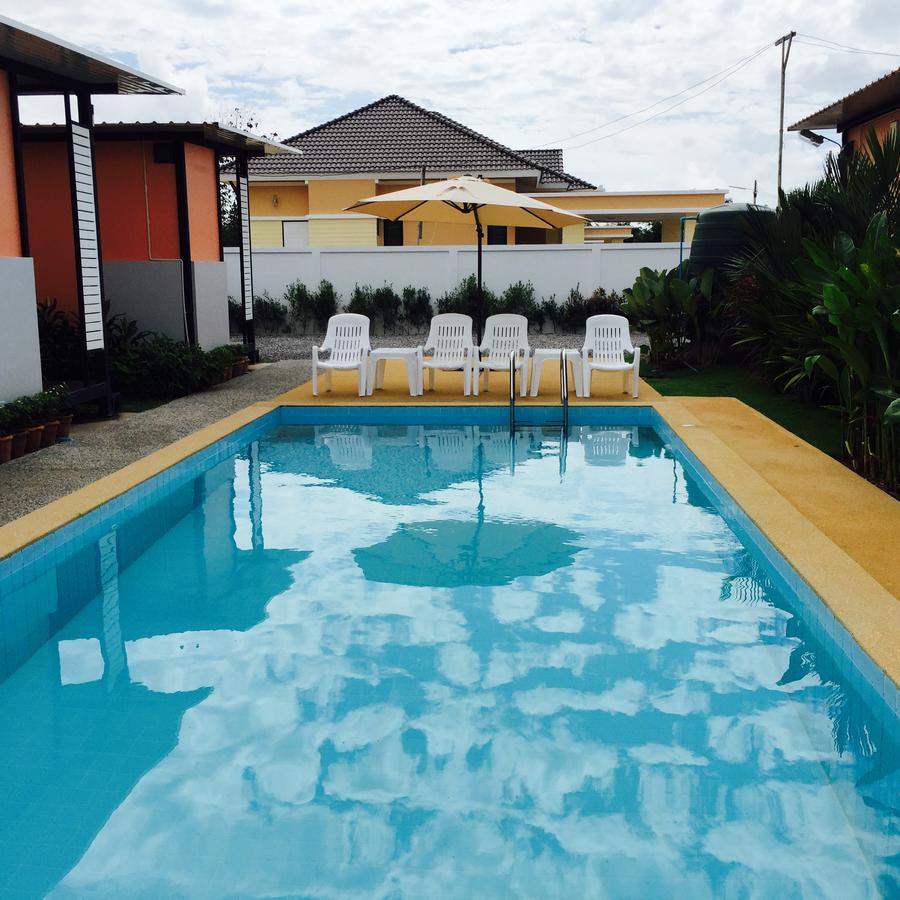 Ban Sumalai Hotel Rayong Exterior photo